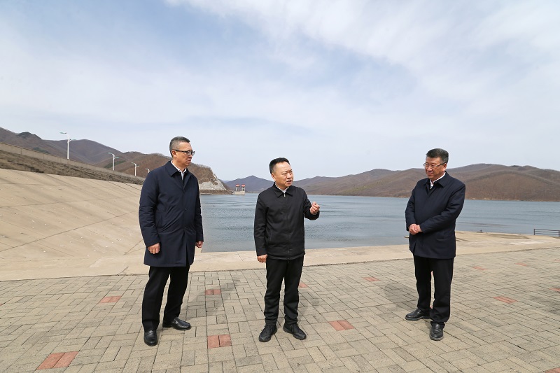 Ӣʹҷܼɻ۽ͼǽѴ׼