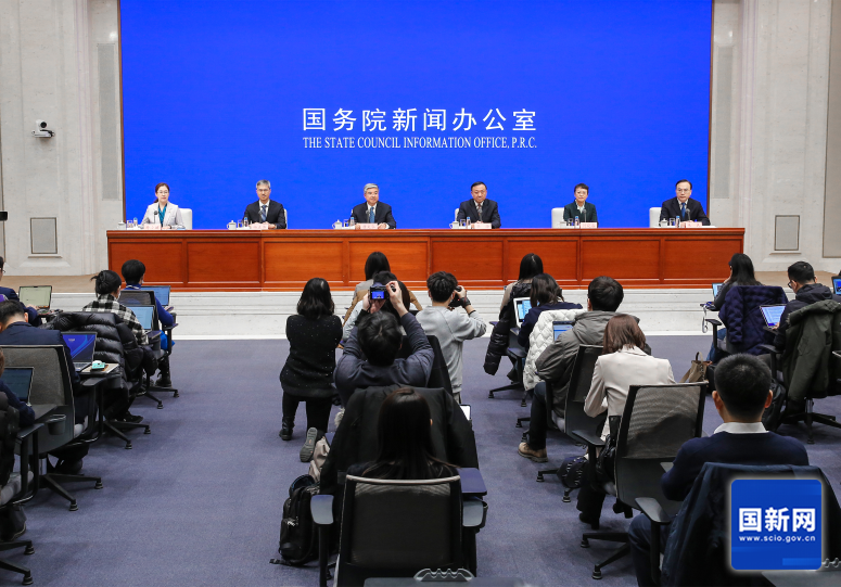 °ƽϺóȫԽӹʸ߱׼óд