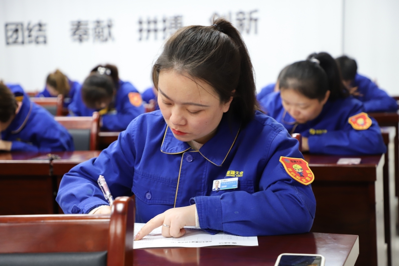 Կѧ ѧС½ҵ쳽չˮƽ