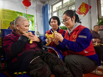 ½ҵԴ˾չů Ϧ־Ը